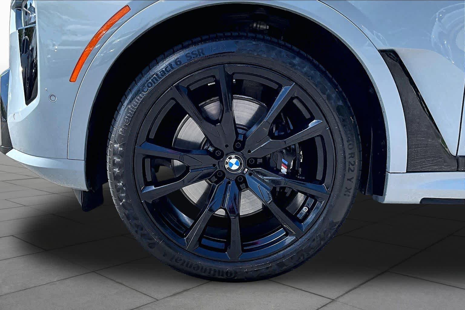 Used 2026 BMW X7 xDrive40i w/ Executive Package AWD/4WD image 11