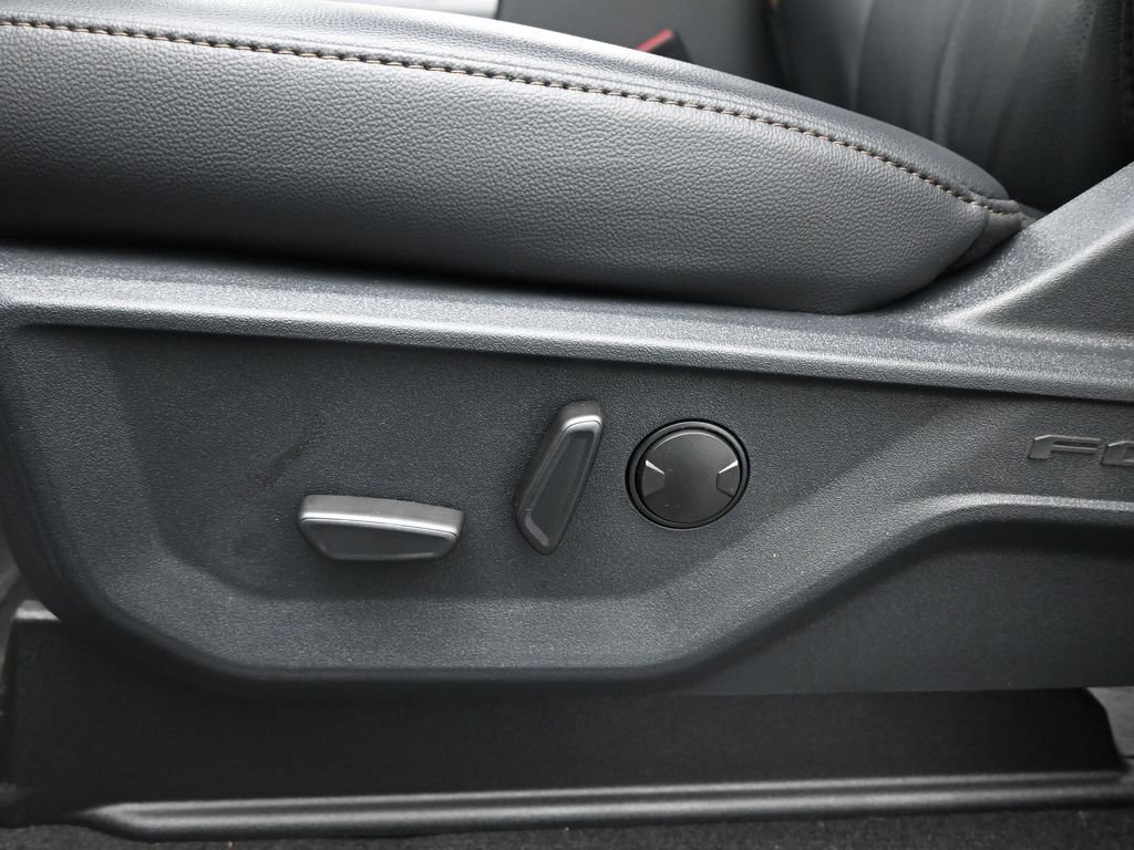 New 2025 Ford F250 Lariat w/ Lariat Ultimate Package image 10