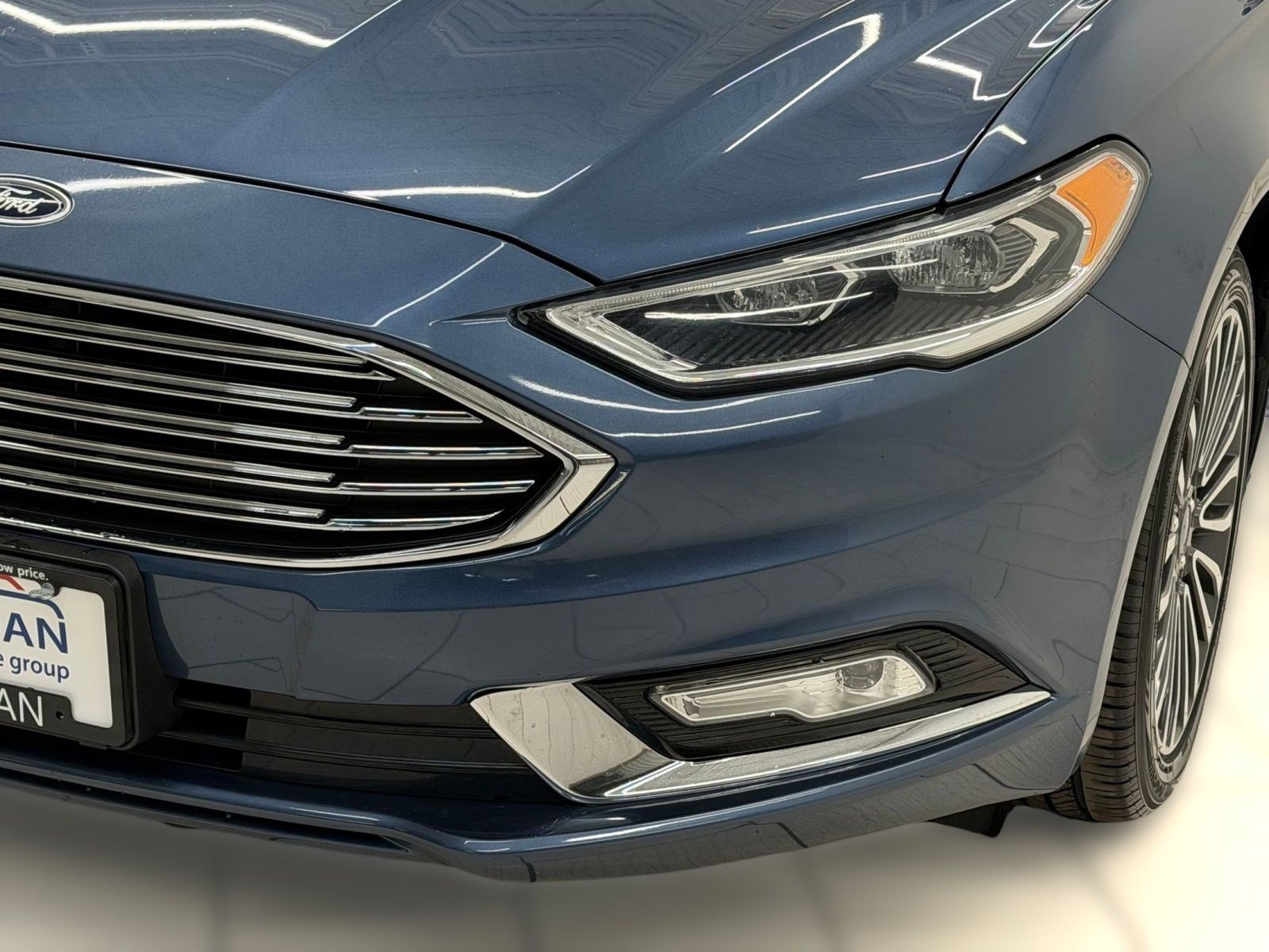 Used 2018 Ford Fusion Titanium image 9
