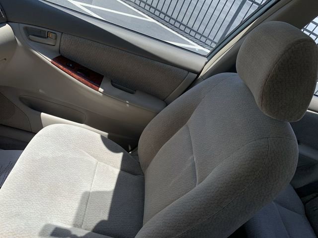 Used 2003 Toyota Corolla CE FWD image 26
