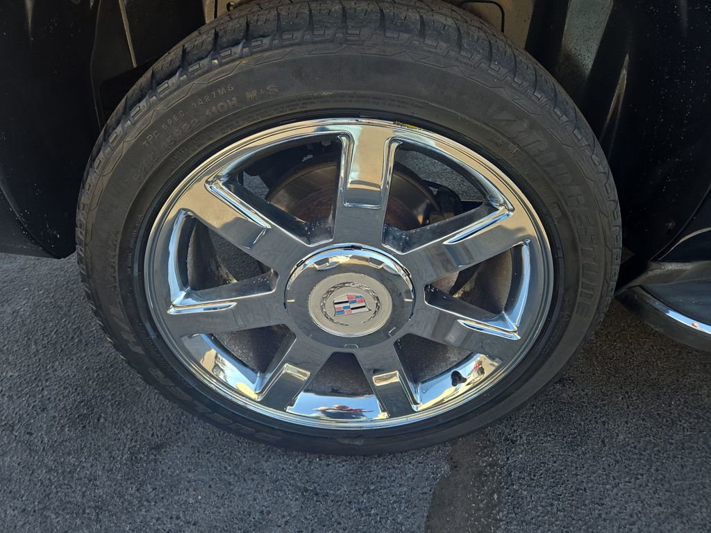 Used 2011 Cadillac Escalade EXT Luxury AWD/4WD image 63