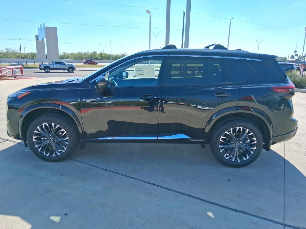 New 2026 Nissan Rogue Platinum w/ Platinum Premium Package image 3