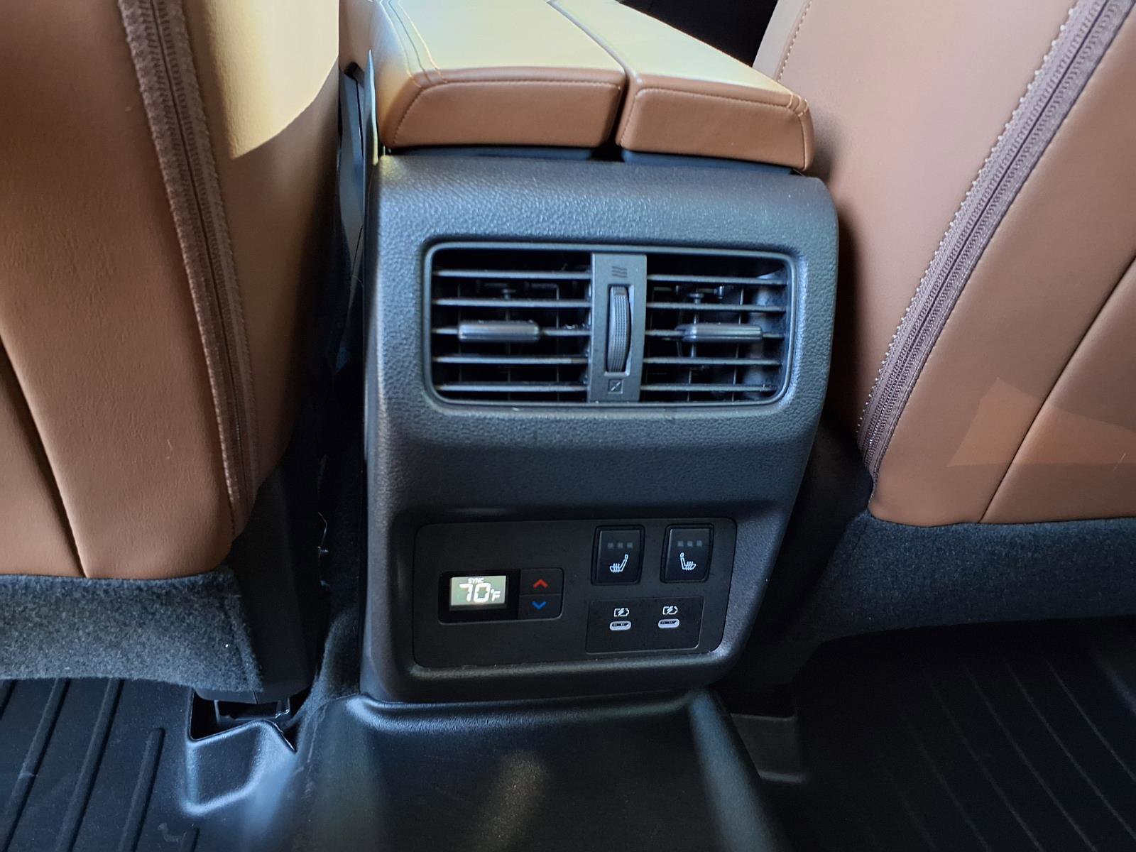 Certified 2025 Nissan Rogue Platinum w/ Tech Package image 24