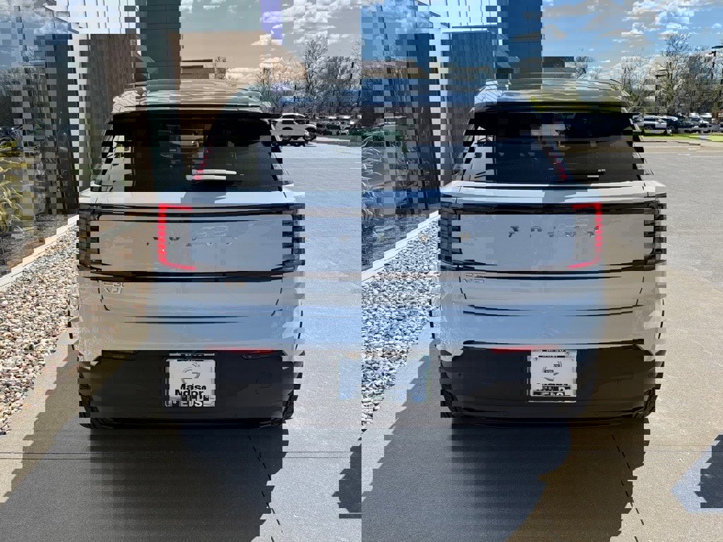 New 2025 Volvo EX30 Ultra image 3