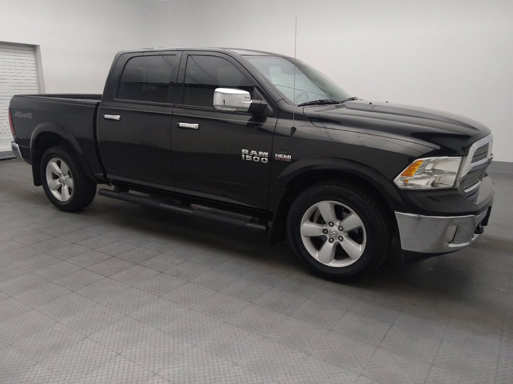 Used 2018 RAM 1500 SLT image 11