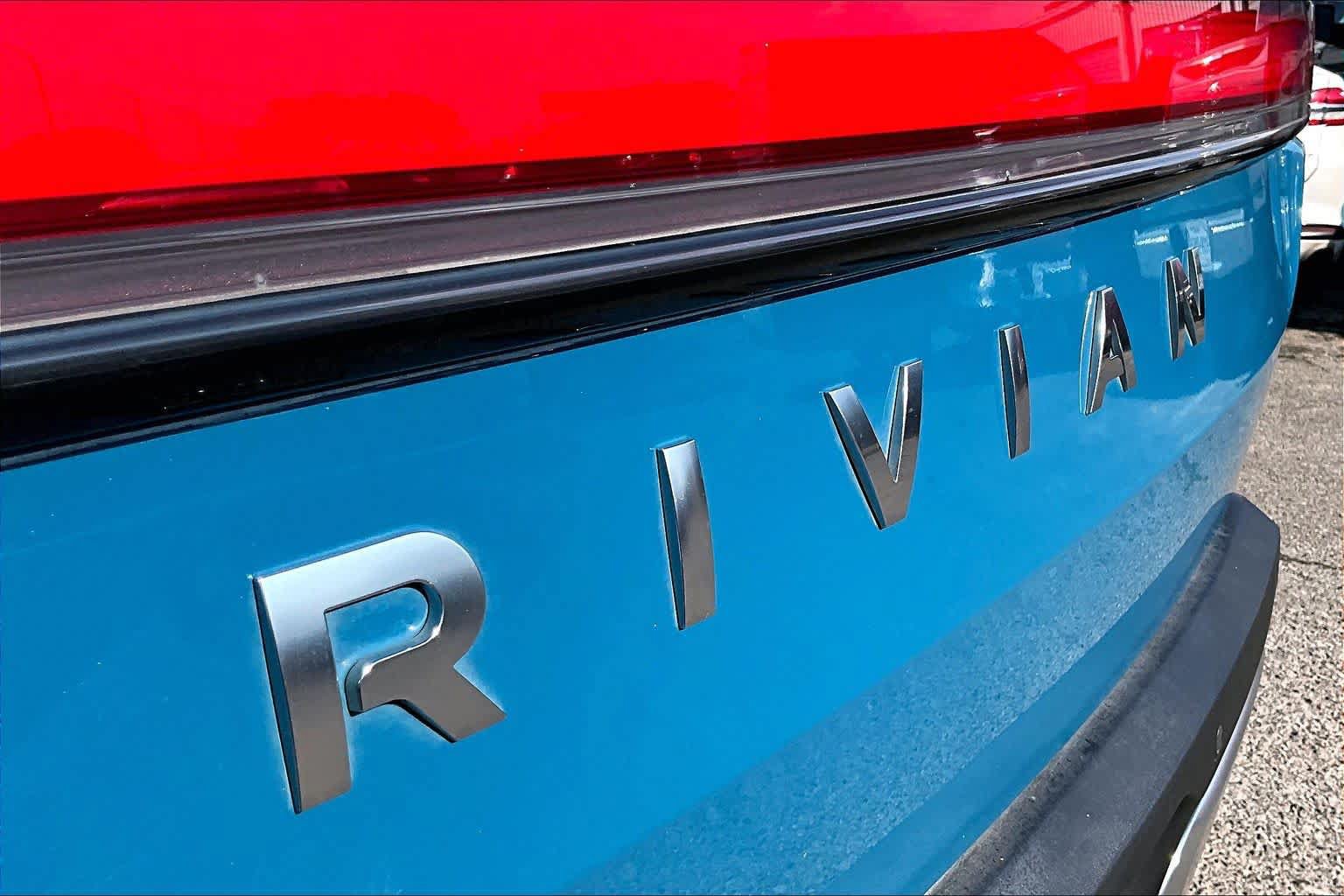 Used 2022 Rivian R1T Adventure AWD/4WD image 30