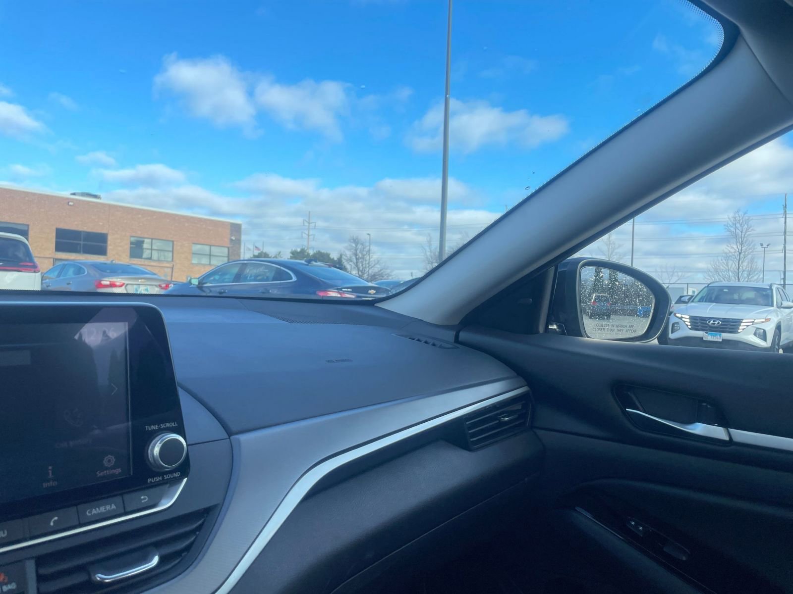 Used 2025 Nissan Altima 2.5 SR image 35