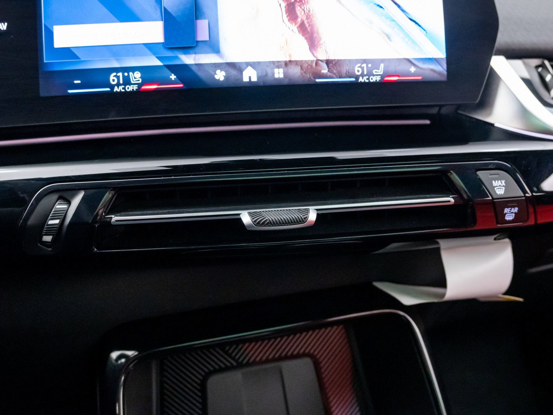 Certified 2025 BMW X2 xDrive28i image 28