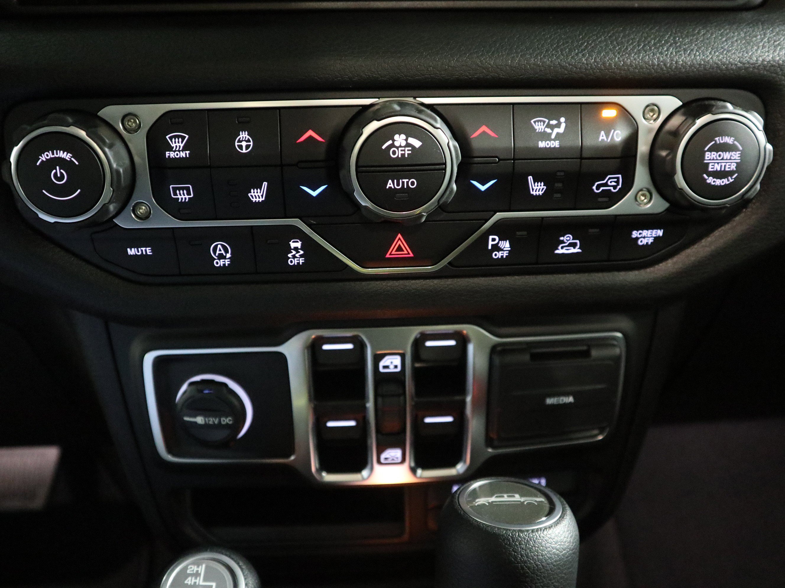 New 2025 Jeep Gladiator Sport AWD/4WD image 26