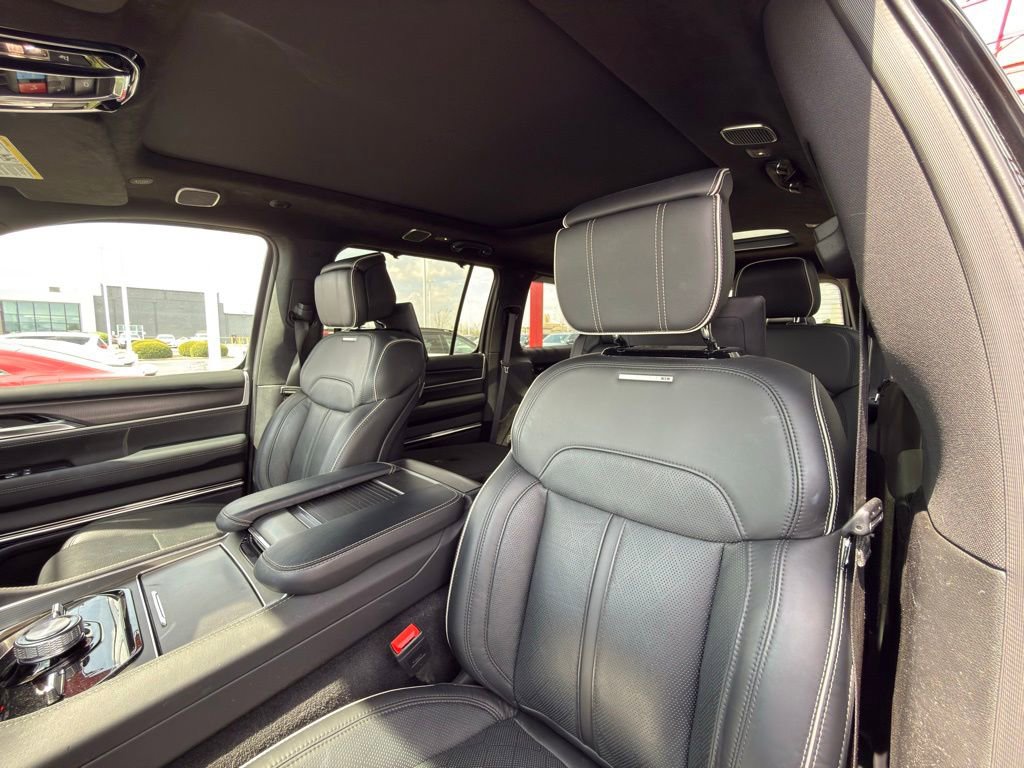 Used 2024 Jeep Grand Wagoneer Series II w/ Quick Order Packagew 28T image 13