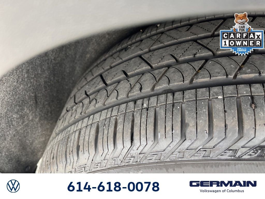 Used 2024 Volkswagen Atlas Cross Sport SEL Premium R-Line AWD/4WD image 17