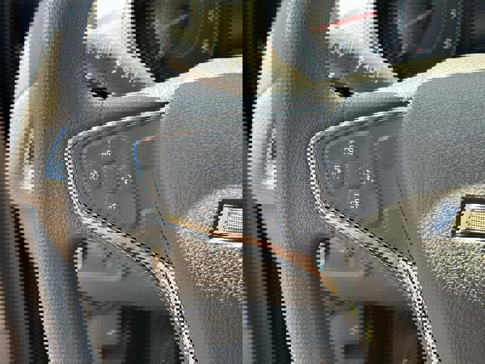 Used 2017 Chevrolet Cruze LT image 22