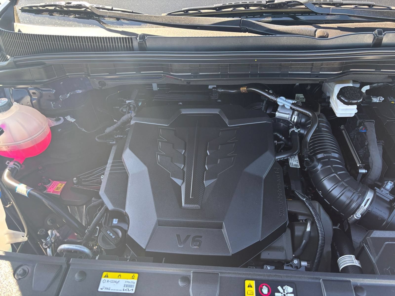 Used 2026 Kia Carnival FWD image 35