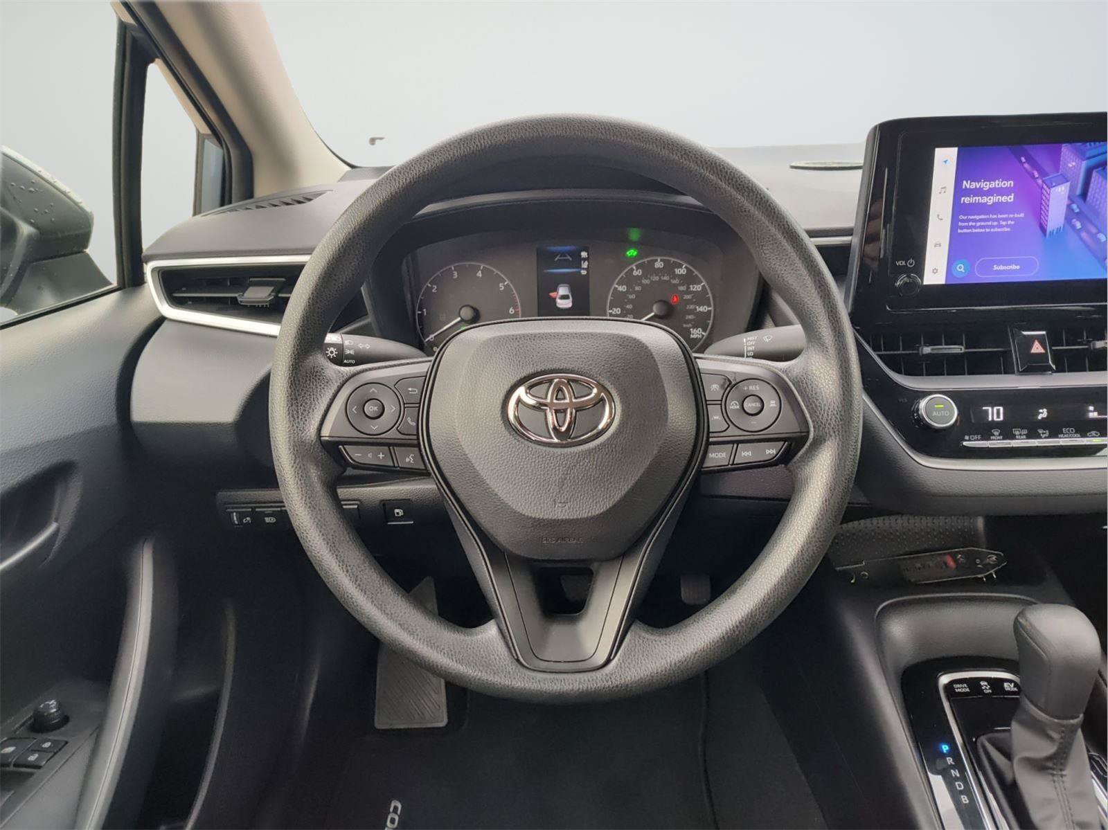 Used 2023 Toyota Corolla LE w/ LE Convenience Package FWD image 12