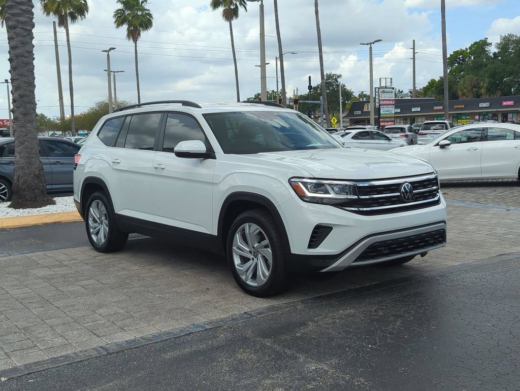 Certified 2023 Volkswagen Atlas SE FWD image 2