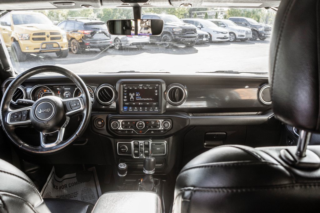 Used 2022 Jeep Wrangler Unlimited Sahara image 7