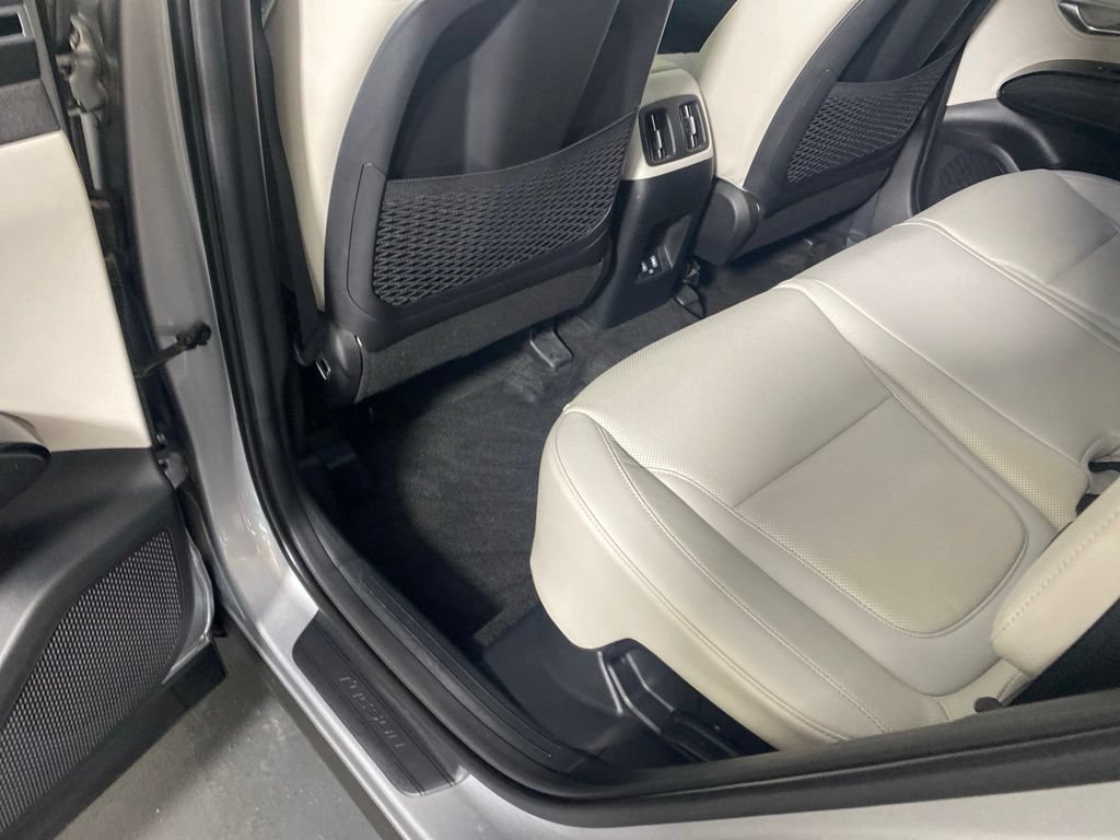 Used 2023 Hyundai Tucson Limited AWD/4WD image 28