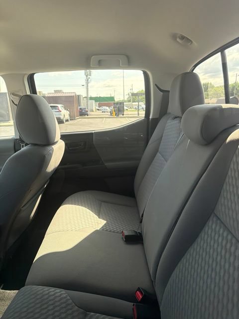 Used 2023 Toyota Tacoma SR AWD/4WD image 8