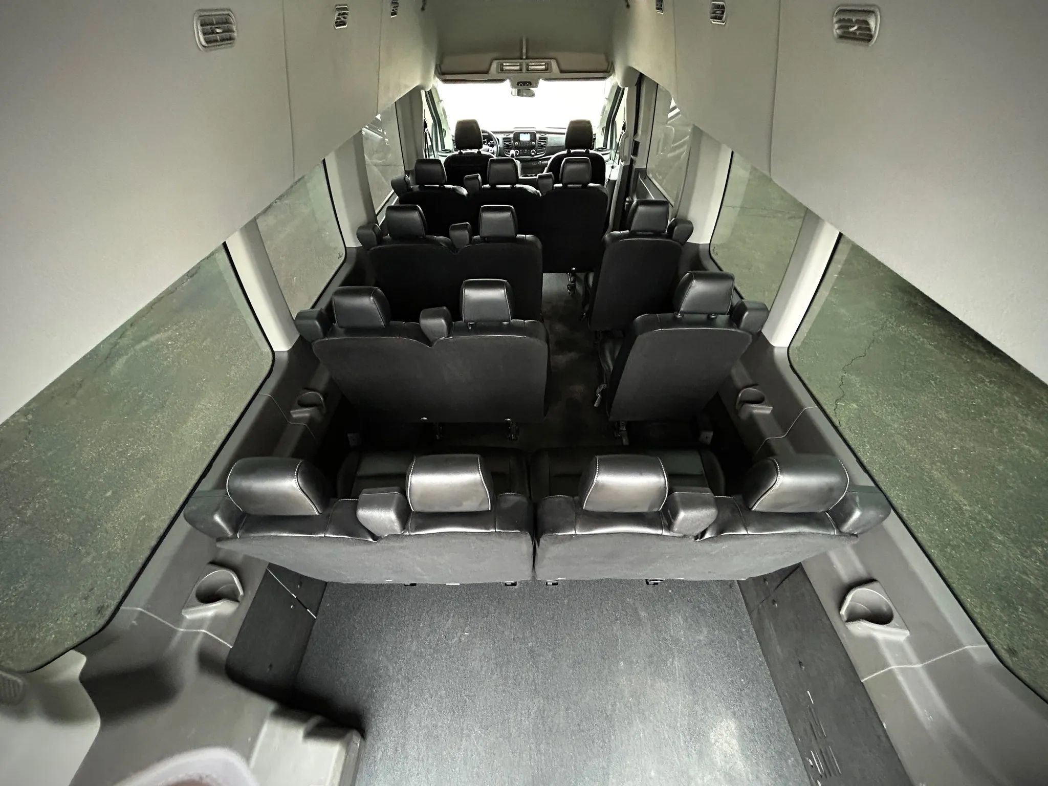 Used 2023 Ford Transit 350 XL image 8