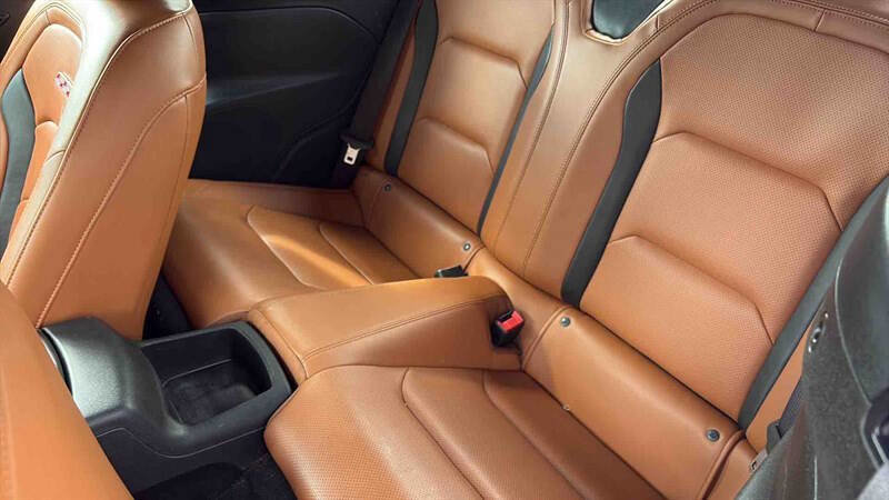 Used 2020 Chevrolet Camaro SS RWD image 22