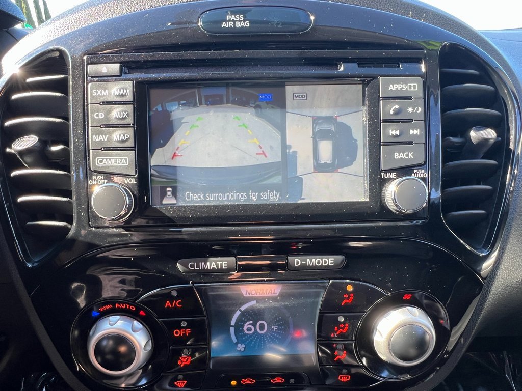 Used 2015 Nissan Juke SV w/ Technology Package image 34