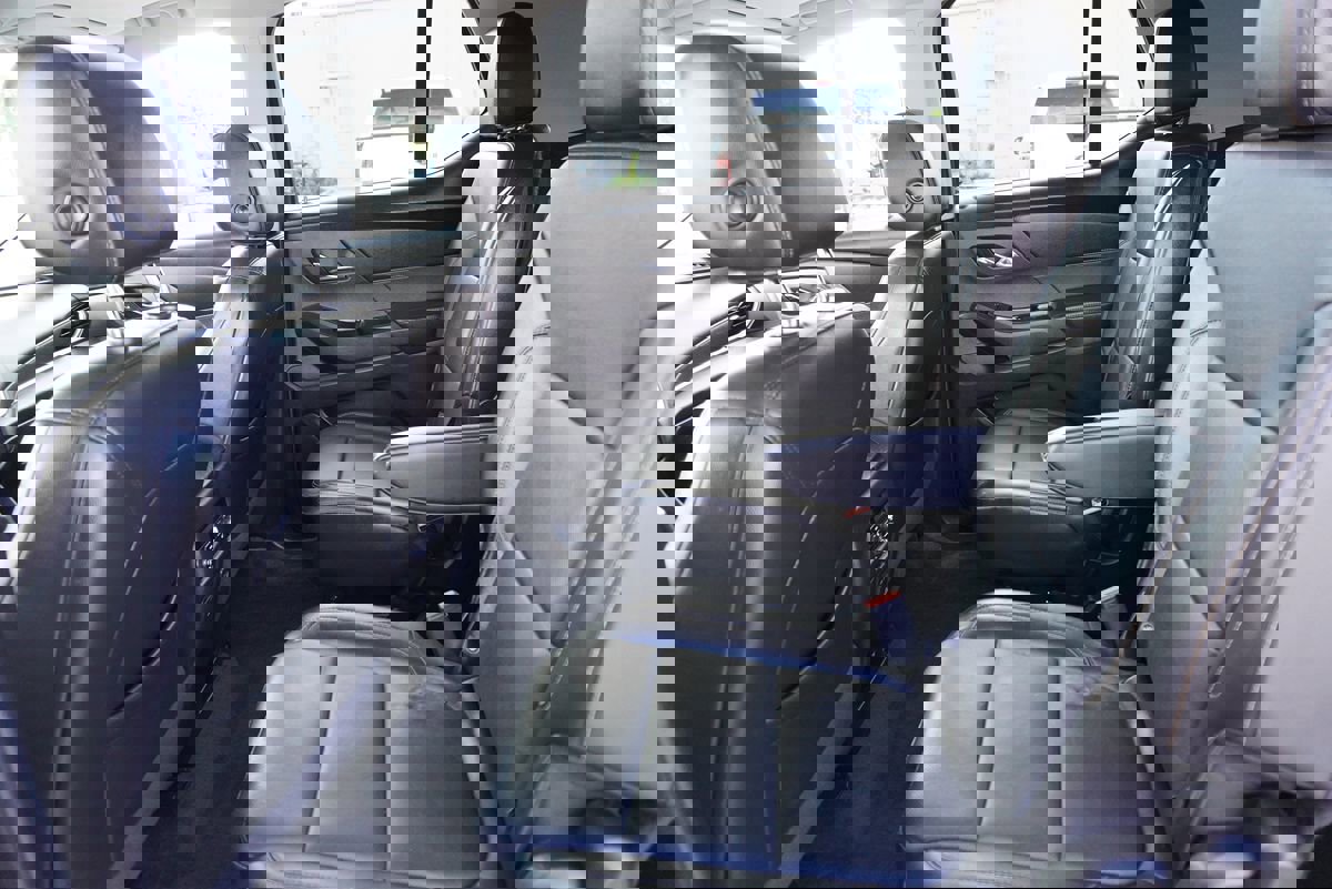 Used 2019 Chevrolet Traverse Premier w/ Driver Confidence II Package image 18