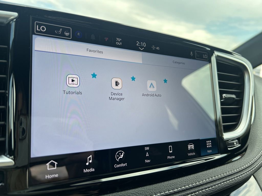 New 2026 Chrysler Pacifica Limited w/ S Appearance Package image 43