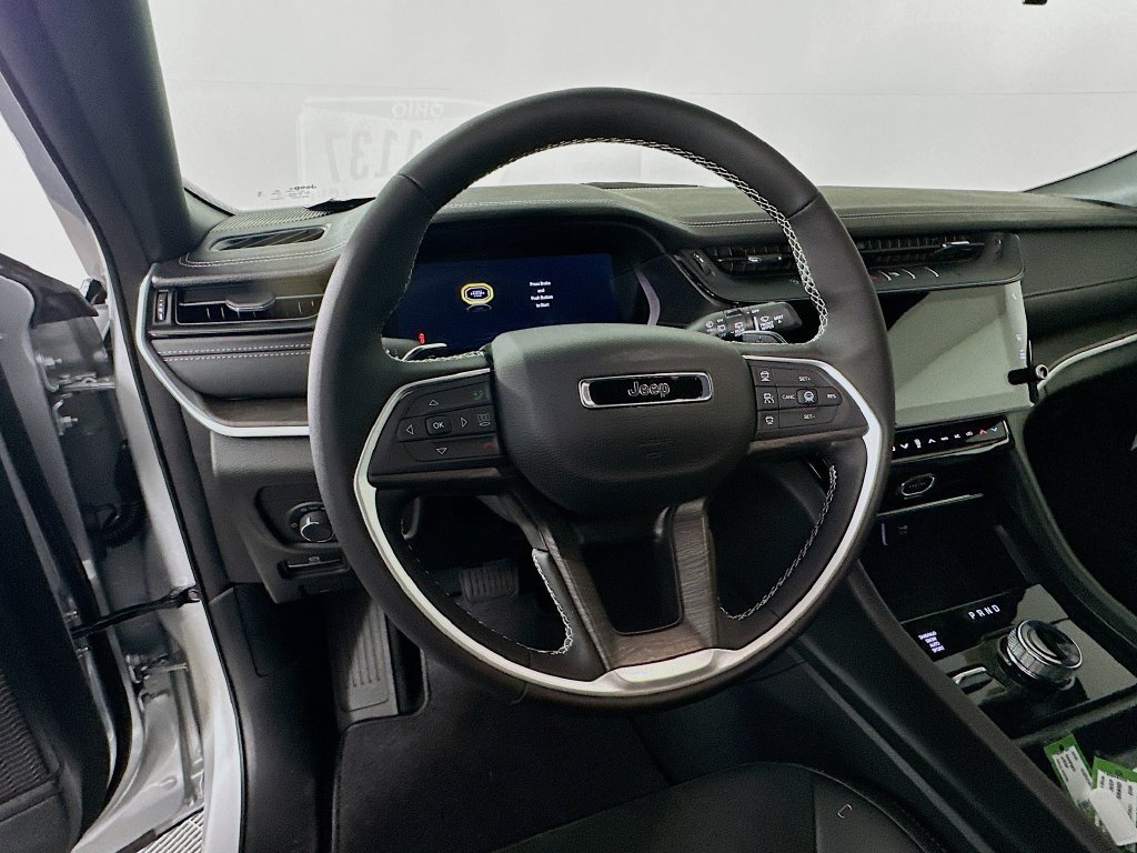 New 2026 Jeep Grand Cherokee L 4WD image 16