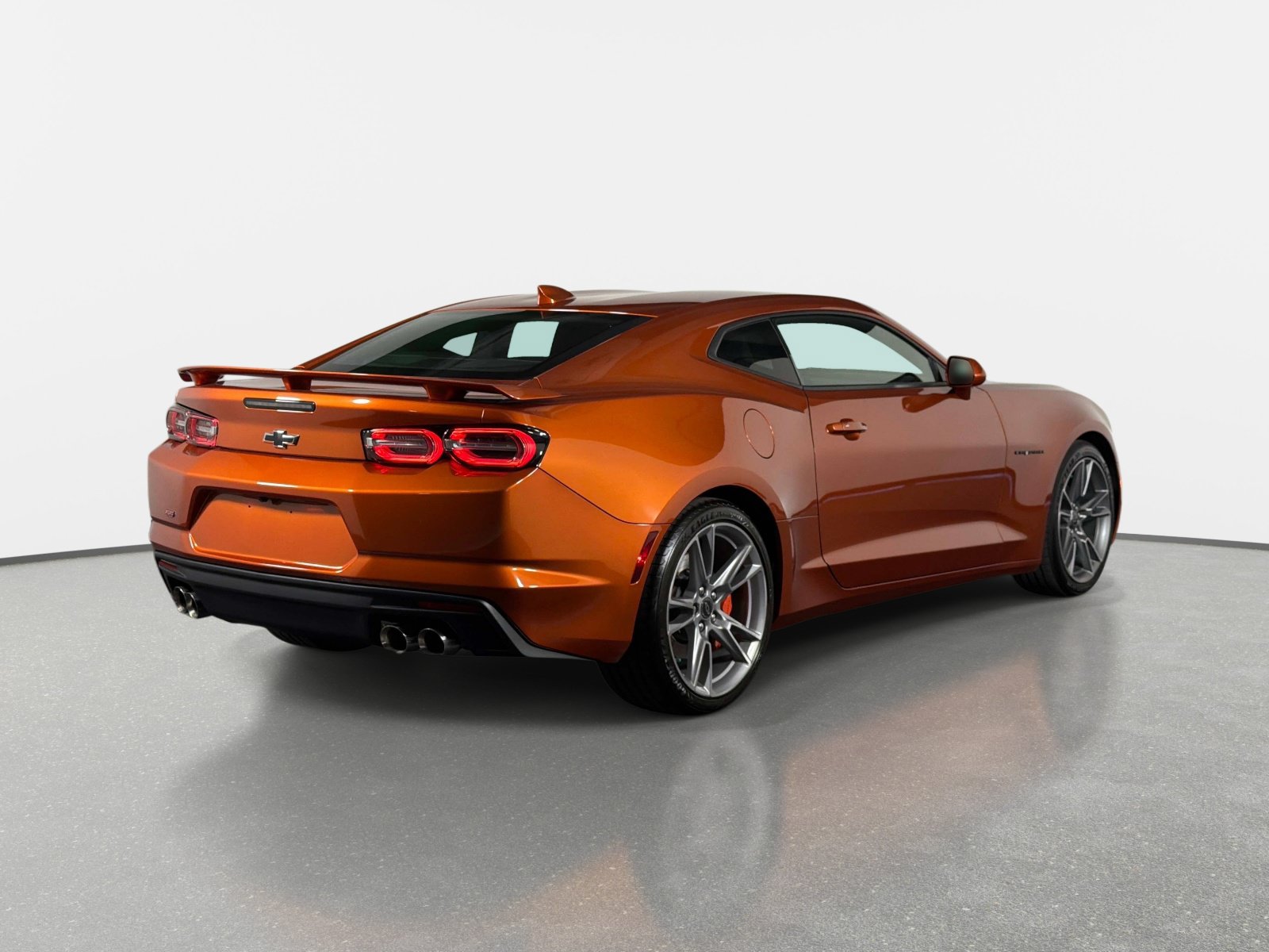 Used 2023 Chevrolet Camaro SS RWD image 3