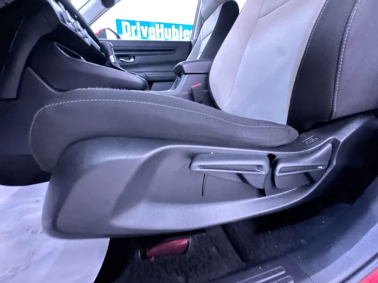 Used 2025 Honda CR-V LX image 13