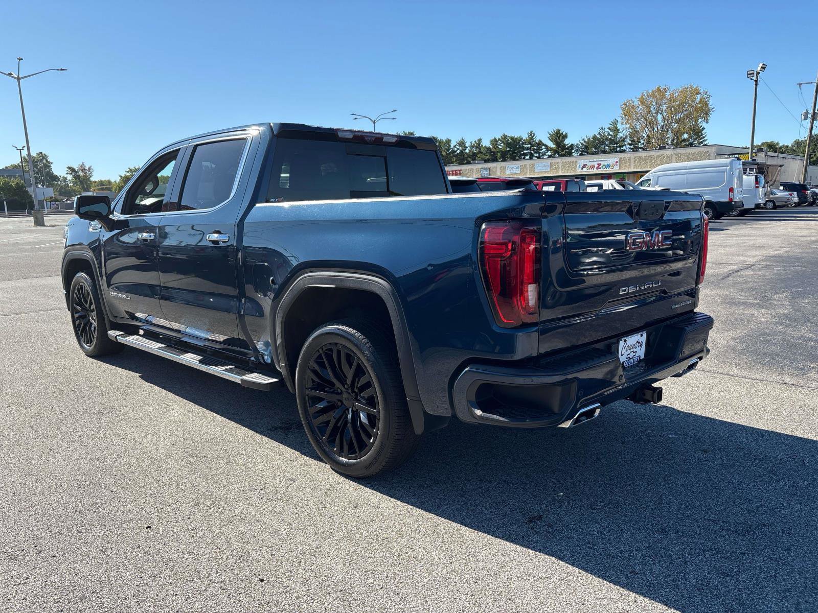 Used 2021 GMC Sierra 1500 Denali w/ Technology Package image 2