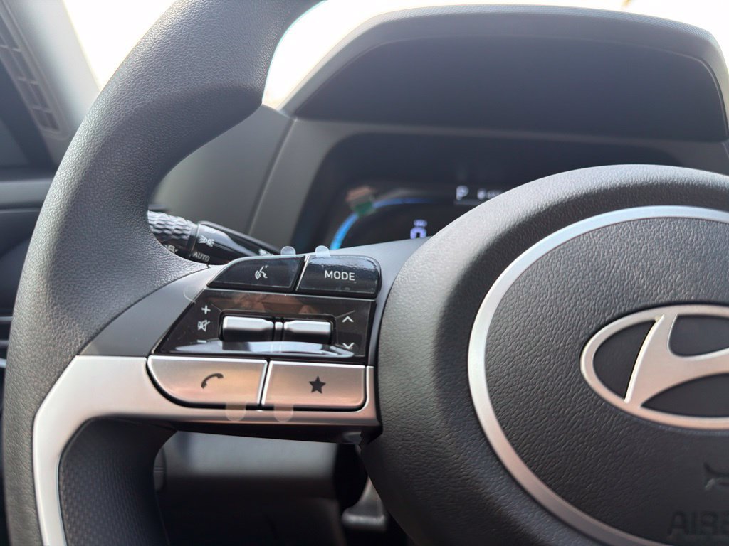 New 2026 Hyundai Elantra SE FWD image 30