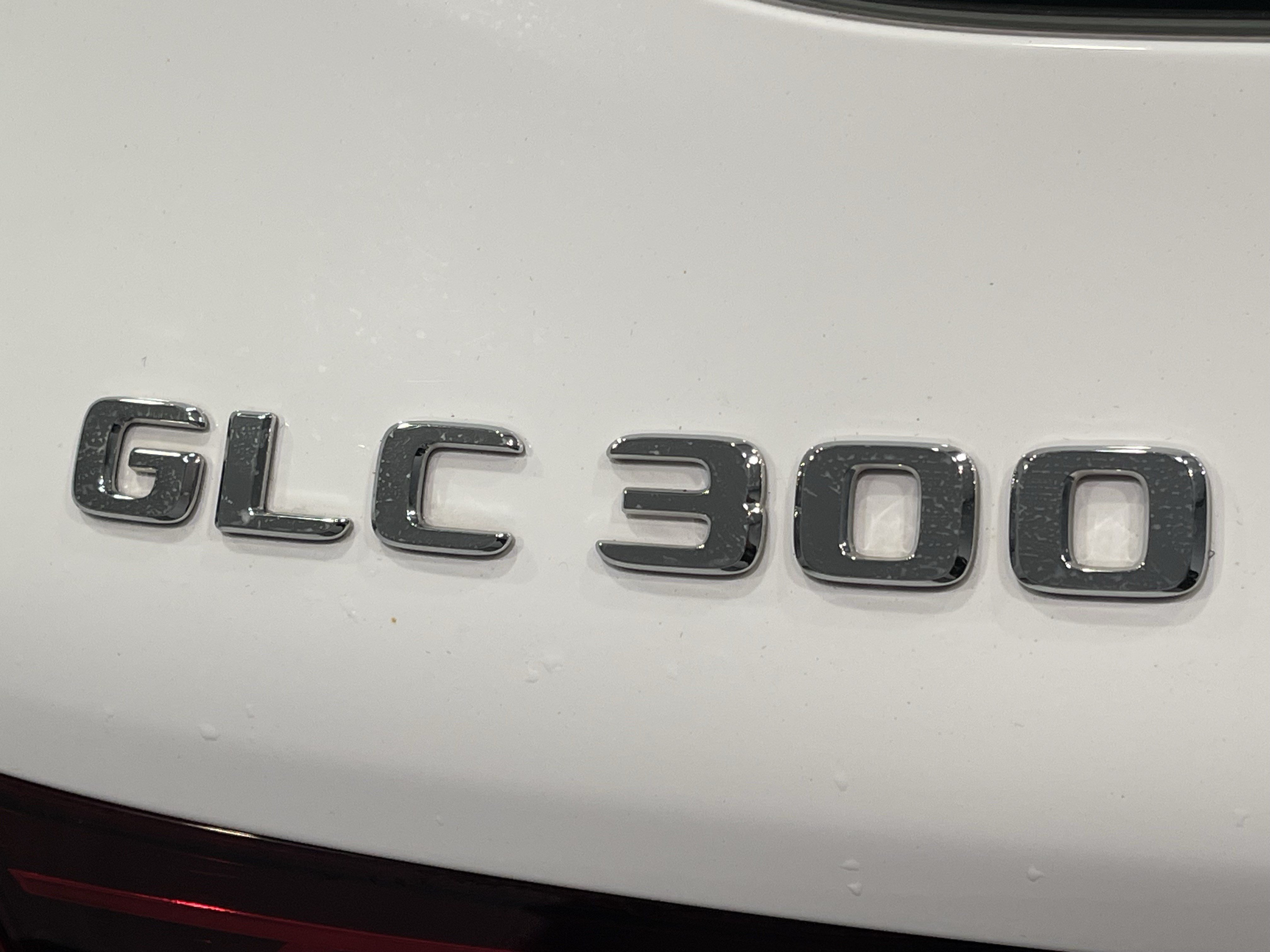 Used 2020 Mercedes-Benz GLC 300 4MATIC image 24