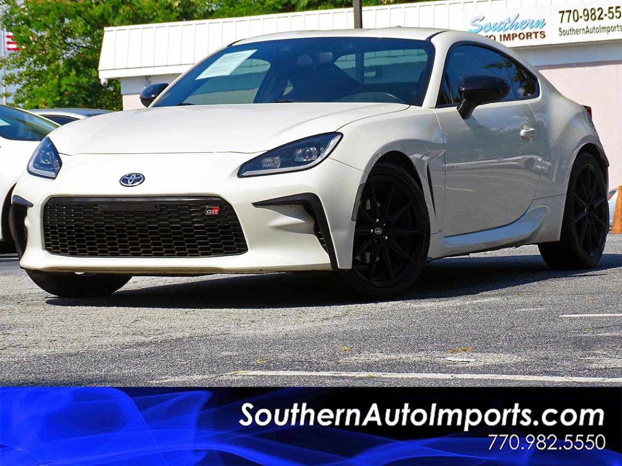 Used 2023 Toyota GR86 Premium RWD image 1