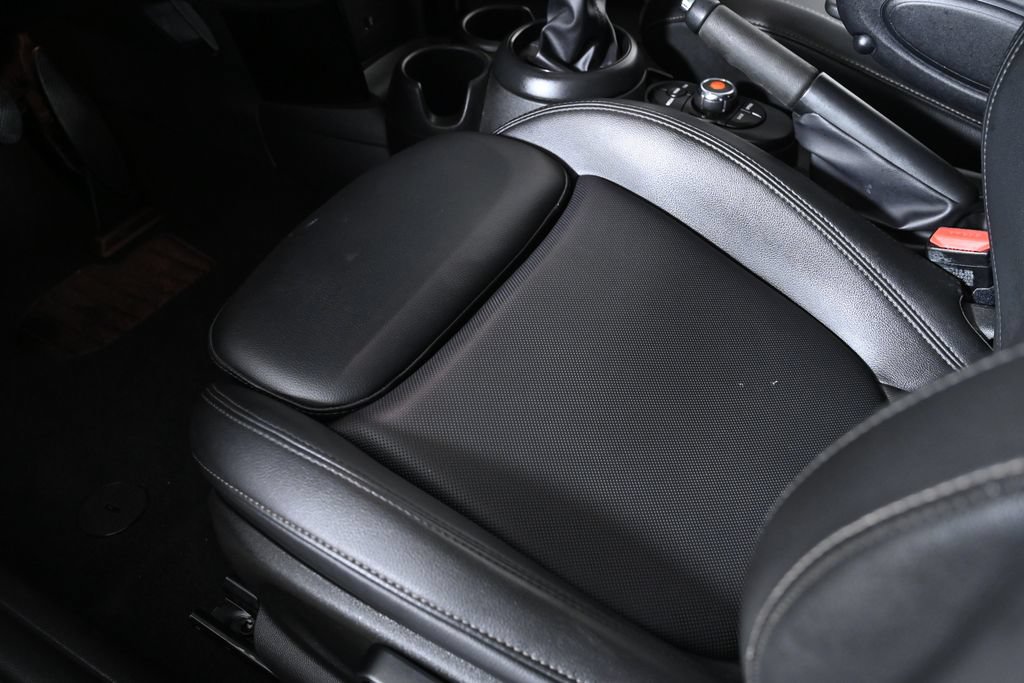 Used 2019 MINI Cooper S FWD image 26