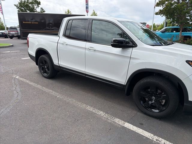 Used 2023 Honda Ridgeline Black Edition image 3