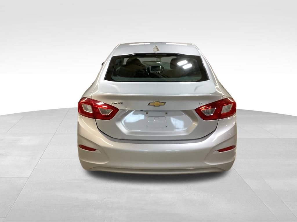 Used 2017 Chevrolet Cruze LT w/ Sun And Sound Package image 6