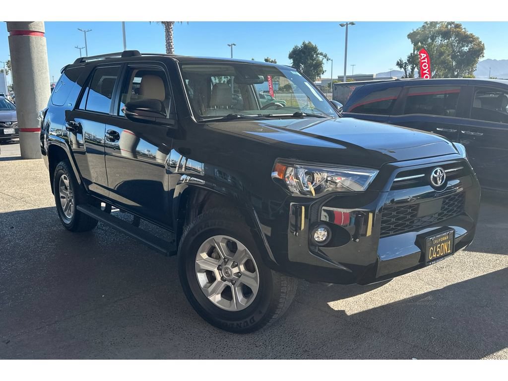 Used 2021 Toyota 4Runner SR5 Premium w/ Moonroof Package AWD/4WD image 2