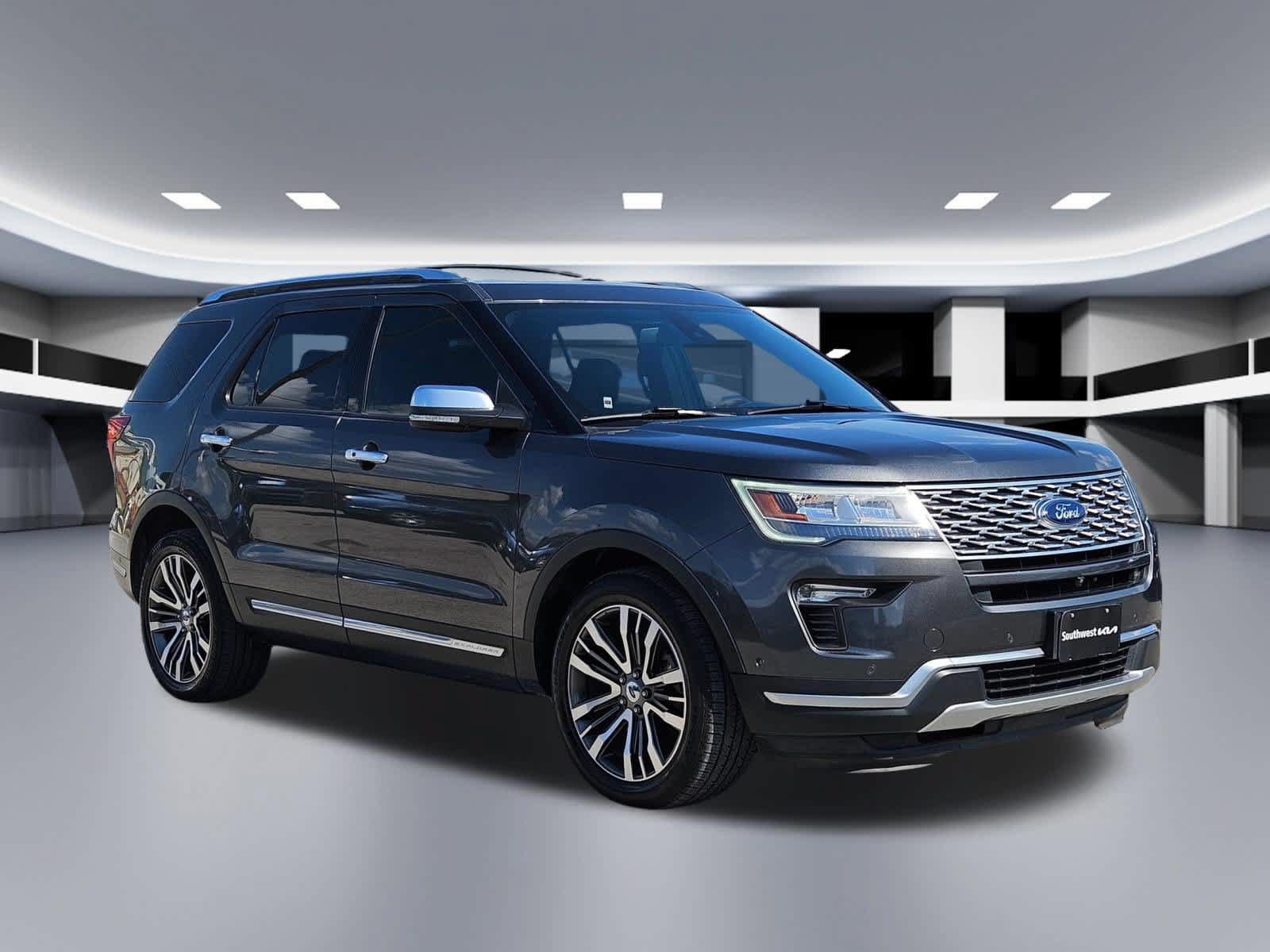 Used 2018 Ford Explorer Platinum AWD/4WD image 7
