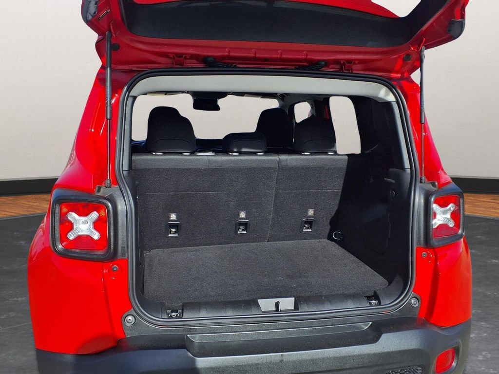 Used 2020 Jeep Renegade Trailhawk image 15