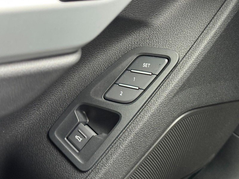 New 2025 Audi Q3 2.0T Premium image 10