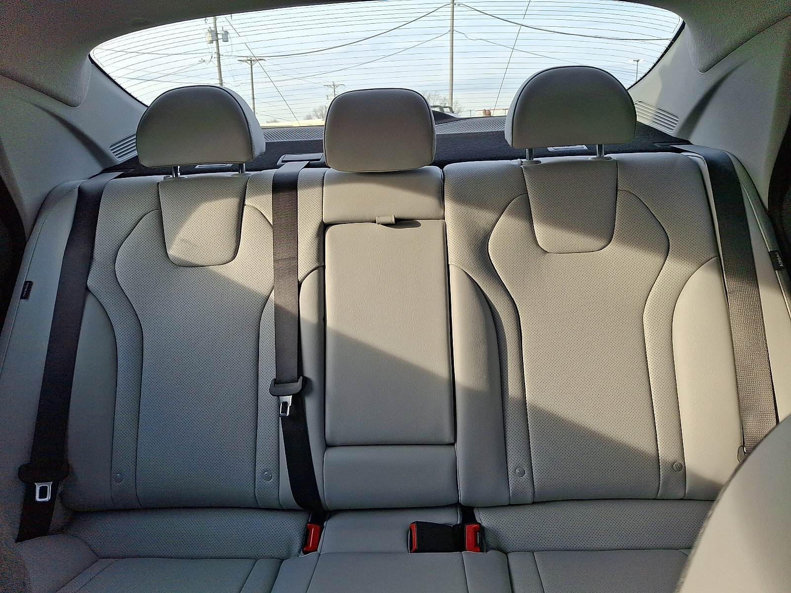 New 2026 Hyundai Elantra Limited image 13