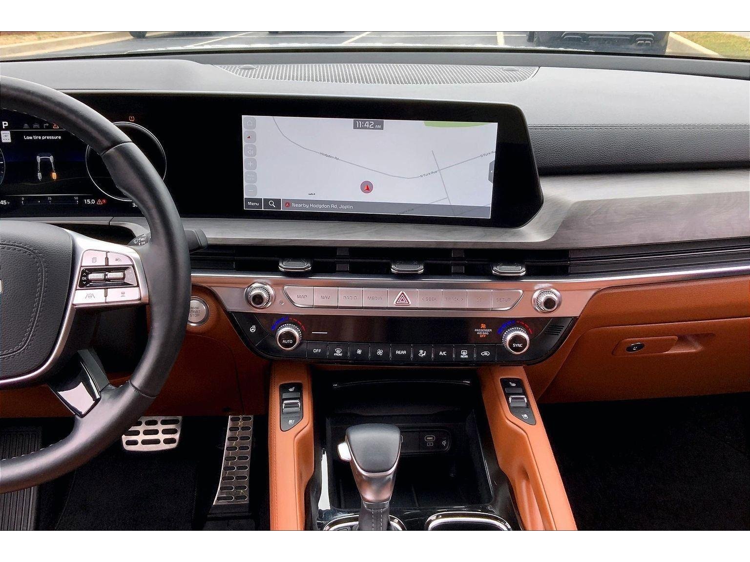 Used 2024 Kia Telluride SX X-Pro image 6