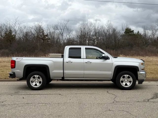 Used 2017 Chevrolet Silverado 1500 LT w/ All Star Edition image 30