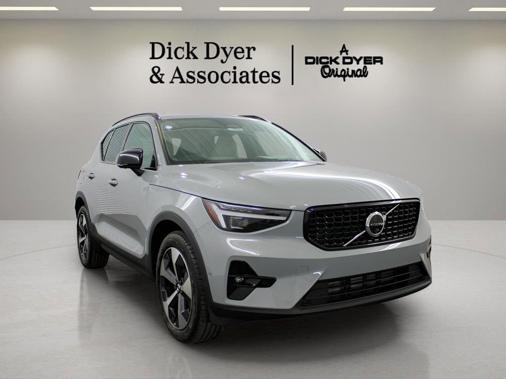 New 2026 Volvo XC40 B5 Plus w/ Protection Package Premier AWD/4WD image 1