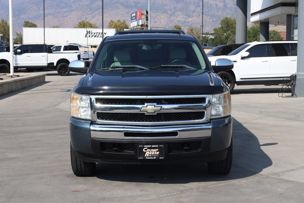 Used 2009 Chevrolet Silverado 1500 LT w/ Regional Value Package RWD image 9