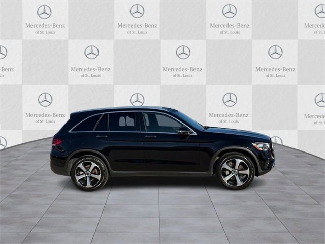 Used 2021 Mercedes-Benz GLC 300 4MATIC image 2