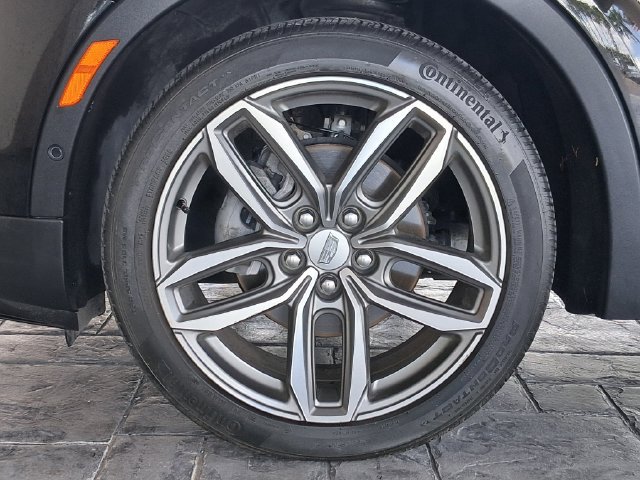 Used 2023 Cadillac XT4 Sport FWD image 25