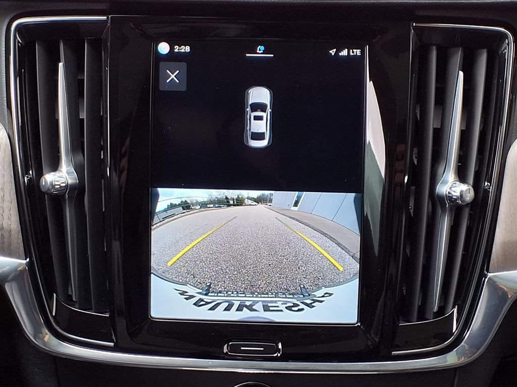 Used 2023 Volvo S90 B6 Ultimate w/ Protection Package Premier image 16