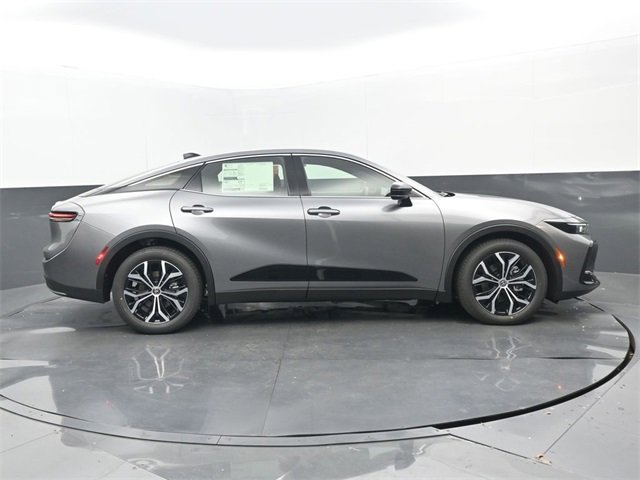 New 2026 Toyota Crown XLE image 2